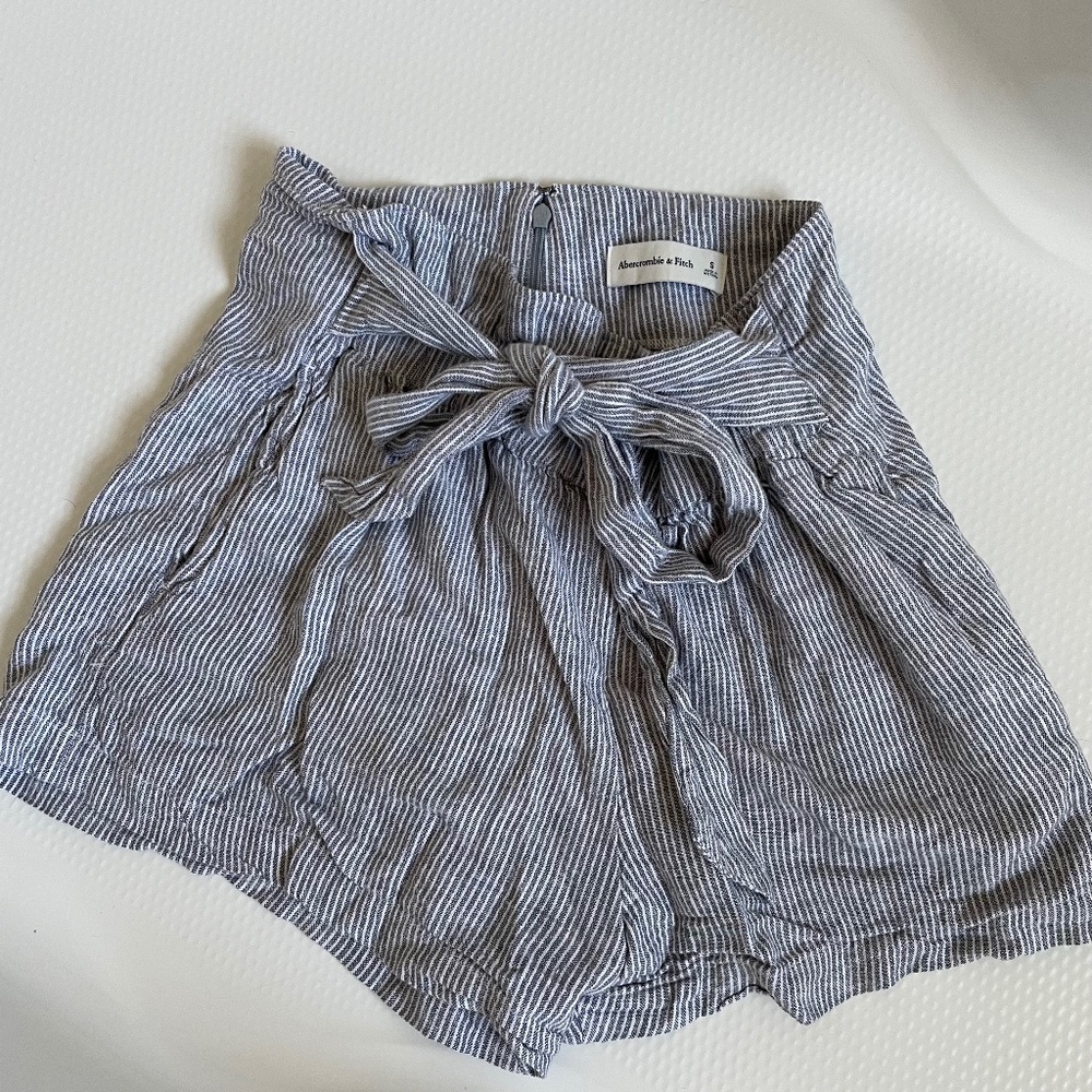 Summer essentials (dress, shorts and yoga pants)